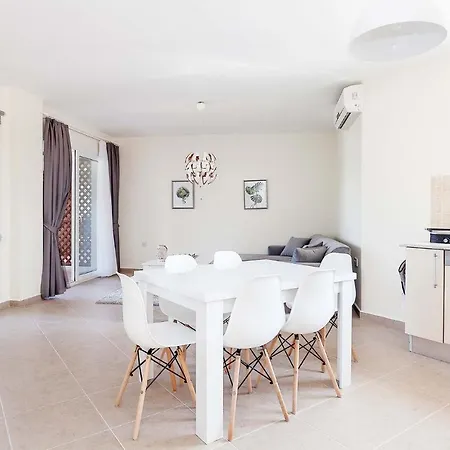 Thalassa Beach One Bedroom Vokolidha
