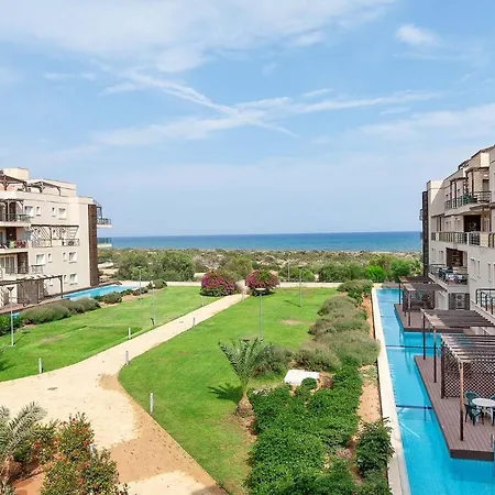Thalassa Beach One Bedroom Apartamento Vokolidha