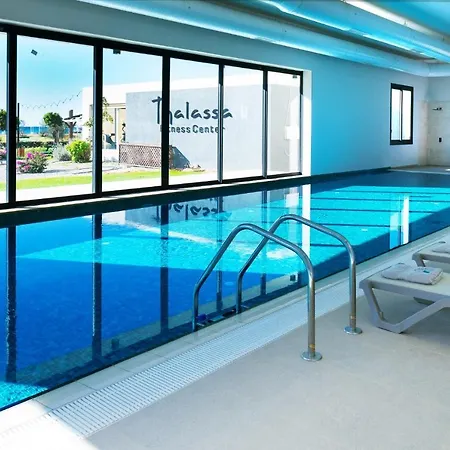 Thalassa Beach One Bedroom Apartamento